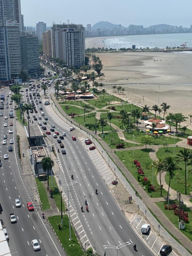São Vicente Itararé prédio frente mar apto fundo vista parcial Extérieur photo